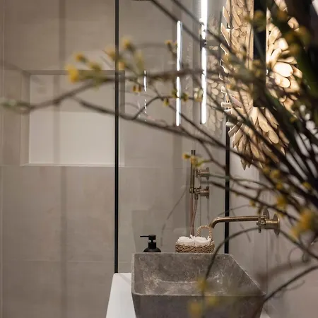 Vakantiehuis Katinas Atelier *