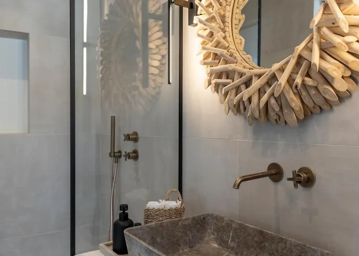 Katinas Atelier Páros